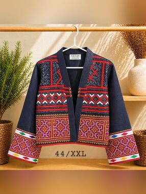 Hill Tribe Hemp Top, Thai Ethnic Embroidered Blouse / XXL=44